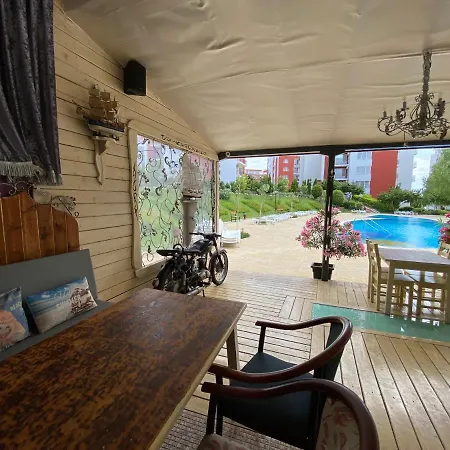 Sea View Panoramic Apartments, Noks Crown Club סבטי ולאס