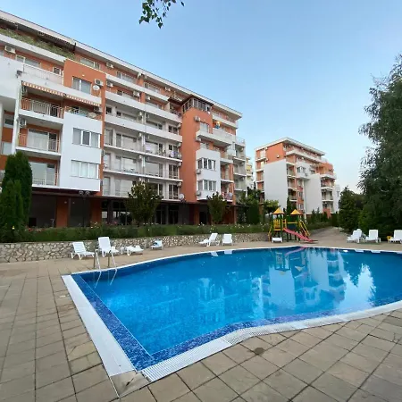 Sea View Panoramic Apartments, Noks Crown Club דירה *
