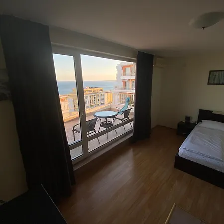 דירה Sea View Panoramic Apartments, Noks Crown Club סבטי ולאס