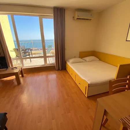 דירה Sea View Panoramic Apartments, Noks Crown Club סבטי ולאס