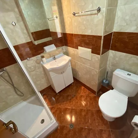 Sea View Panoramic Apartments, Noks Crown Club Apartman