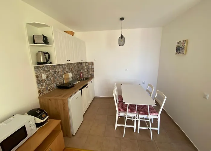 Sea View Panoramic Apartments, Noks Crown Club *