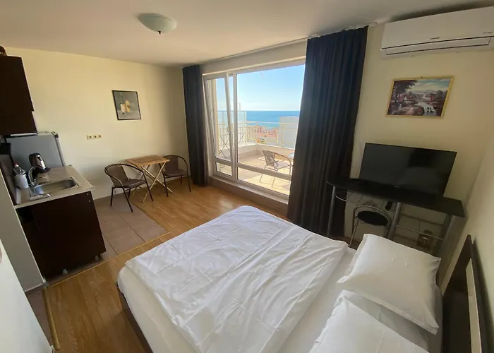 Апартамент Sea View Panoramic Apartments, Noks Crown Club *