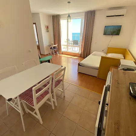 דירה Sea View Panoramic Apartments, Noks Crown Club