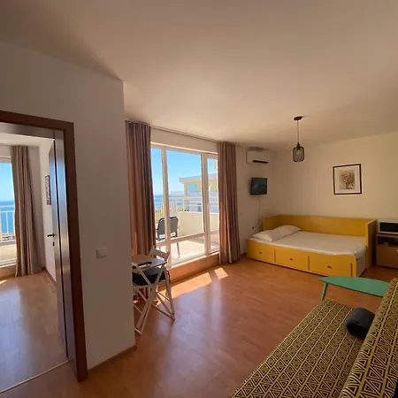 Sea View Panoramic Apartments, Noks Crown Club