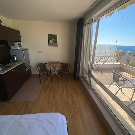 דירה Sea View Panoramic Apartments, Noks Crown Club