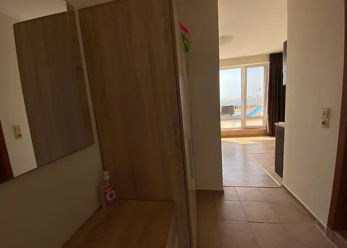 Апартаменты Sea View Panoramic Apartments, Noks Crown Club