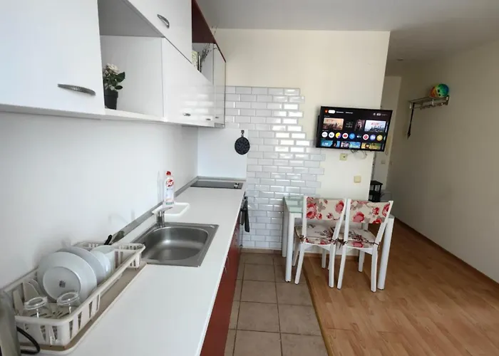 Sea View Panoramic Apartments, Noks Crown Club سفيتي فلاس