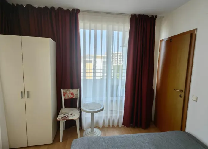 Sea View Panoramic Apartments, Noks Crown Club سفيتي فلاس