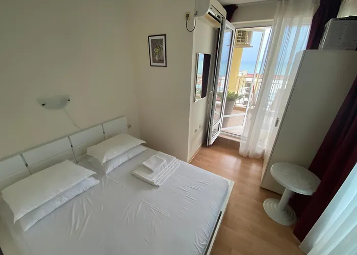 Sea View Panoramic Apartments, Noks Crown Club Апартаменты