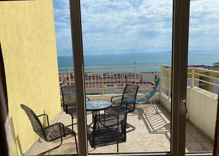 Sea View Panoramic Apartments, Noks Crown Club شقة سفيتي فلاس